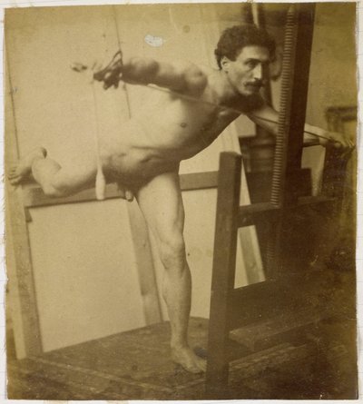 Studie van een mannelijk naaktmodel, naar voren leunend met het rechterbeen naar achter door Jacques Lalaing (attributed to)
