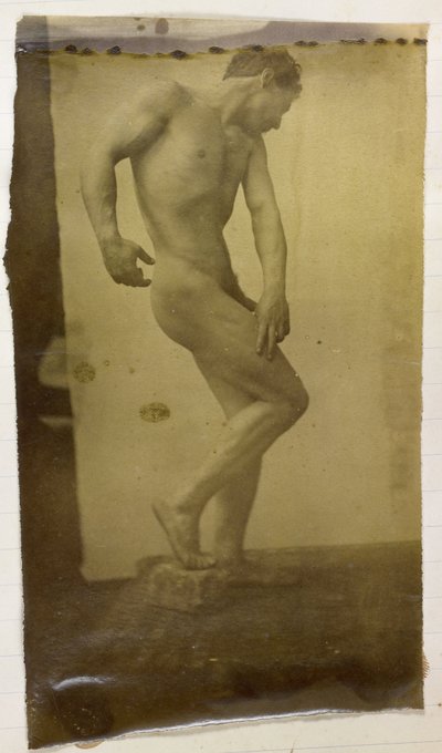 Studie van een mannelijk naaktmodel, staand en licht gebogen van voren gezien door Jacques Lalaing (attributed to)