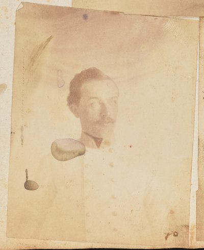 [Portret van een man in uniform]. door Jakob Höflinger