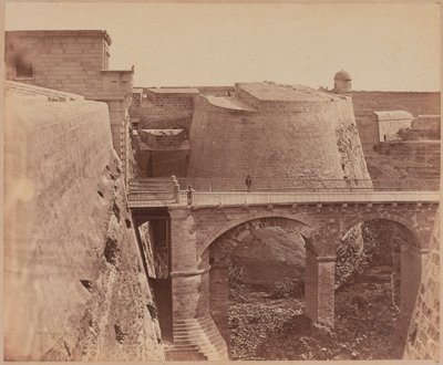 Brug bij de Porta Reale, Malta, circa 1856 door James Robertson