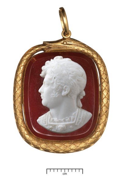 George IV kroning, gouden hanger, ca. 1821 (goud & glas) door James Tassie