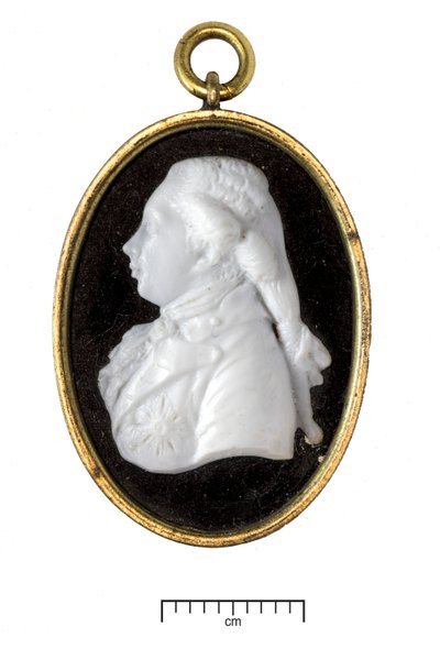 George IV, als prins van Wales, ca. 1790 (wit glas in vergulde metalen lijst) door James Tassie