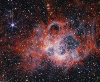 Een blik in de ranken van NGC 604 met NASA