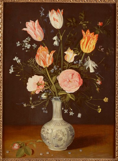 Tulpen, rozen, vergeet-mij-nietjes en andere bloemen in een late Ming blauw-witte vaas door Jan Brueghel the Elder