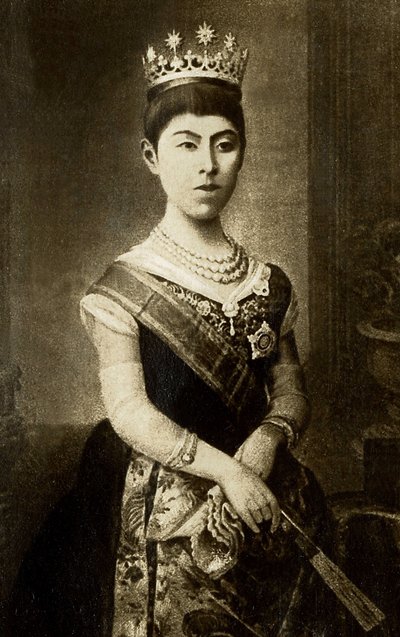 Portret van Haruko, keizerin van Japan door Japanese Photographer