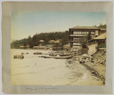 Dorp Chuzenji, Nikko, Japan (handgekleurde zwart-wit foto) door Japanese Photographer