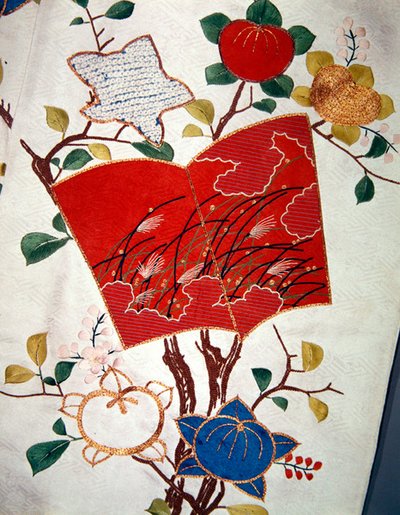 Detail van een Uchikake of formele overjas door Japanese School