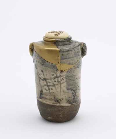 Theebus met twee lussen, in Oribe stijl, Kyoto, Kyoto-fu, Edo periode, late 17e of vroege 19e eeuw door Japanese School