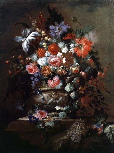 Stilleven van Bloemen en Druiven door Jean Baptiste Morel