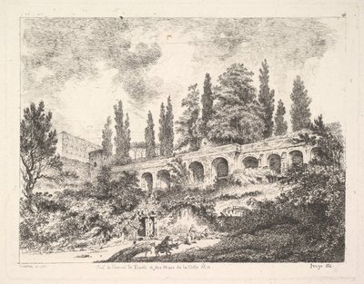 Zicht op de ingang van Tivoli en de muren van de Villa d