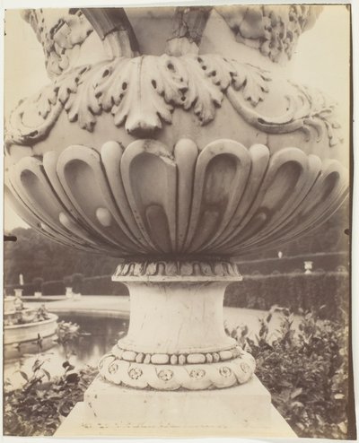 Versailles, Vaas door Jean Eugène Auguste Atget