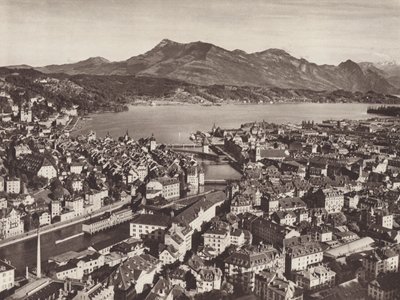 Luzern, vanaf de Gutsch, kijkend naar het meer en de Rigi door Jean Gaberell