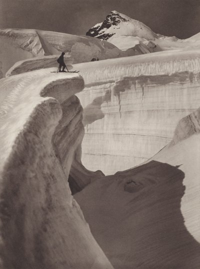 Zwitserland: De Jungfrau, Gletsjer Labyrint, de Rottalhorn op de achtergrond door Jean Gaberell