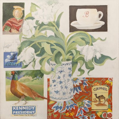 Ephemera, waaronder koffiekopjes, sigarettenpakjes; ansichtkaart en tulpen door Jennifer Abbott