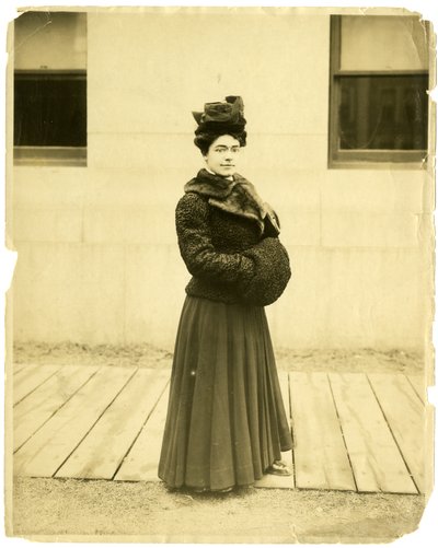 Ely Letson? Dr Elizabeth Letson Bryan, c.1905-40 door Jessie Tarbox Beals