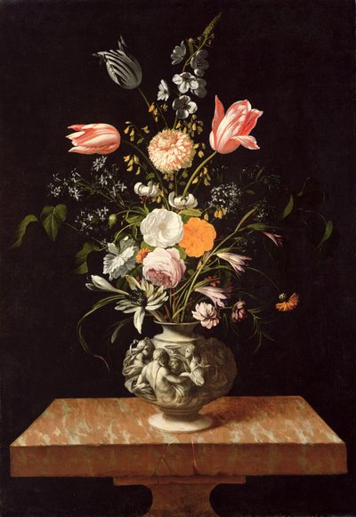 Vaas met reliëf en bloemen op een marmeren tafel door Johann Georg Hinz