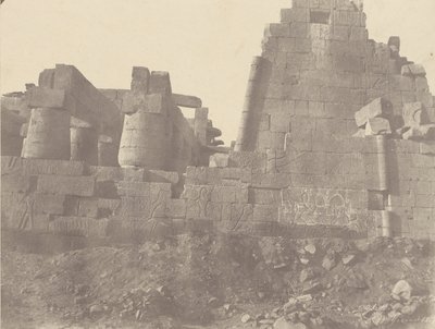 Karnak, Hypostyle Zaal, Noordmuur, Buitenaanzicht, Nr. 1 bis door John Beasly Greene