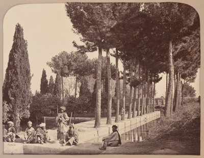 Afghaanse stamleden rusten in de tuinen van Babur, Jalalabad, 1878 door John Burke