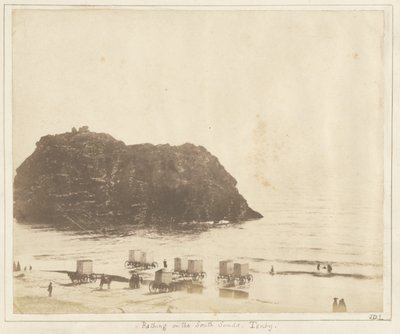 Zwemmen op de South Sands, Tenby. door John Dillwyn Llewelyn