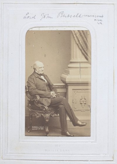Lord John Russell door John Jabez Edwin Mayall