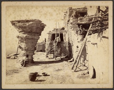 Dansrots bij het pueblo Walpi, Arizona door John K. Hillers