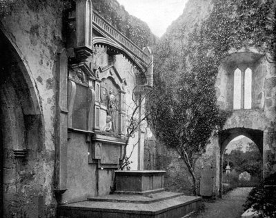 Muckross Abbey, Meren van Killarney, Ierland, 1893 door John L. Stoddard