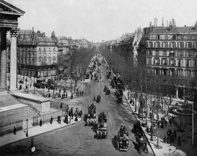 Boulevard Madeleine in Parijs, ca. 1900 door John Lawson Stoddard