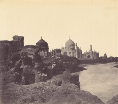 Taj Mahal vanuit het oosten,c. 1858-1862 (foto) door John Murray