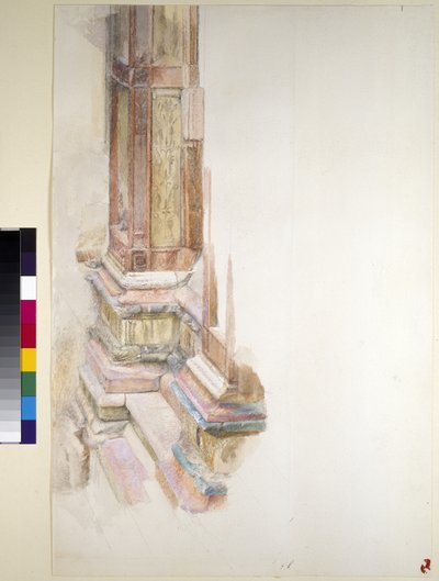 Marmeren bij Verona: Basis van een pilaster op de gevel van Sant