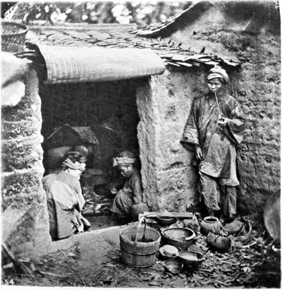China, een eenvoudige familie, ca. 1870 (foto) door John Thomson