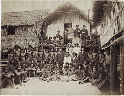 Missiehuis Parimata, Aroma, Nieuw-Guinea, 1885 door John W. Lindt