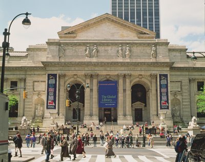Detail van de gevel van de New York Public Library door John and Hastings, Thomas Carrere