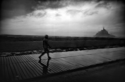 Op weg naar Mont St Michel, 2022 (foto) door Jon Nicholson