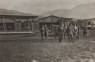 Album "Meine weltkriegs - Erinnerungen South-West Front (Karinthië, Italië, Zuid-Tirol) 31/03/1915-12/11/1918 - Josef Zohles Wenen": vliegveld door Josef Zohles