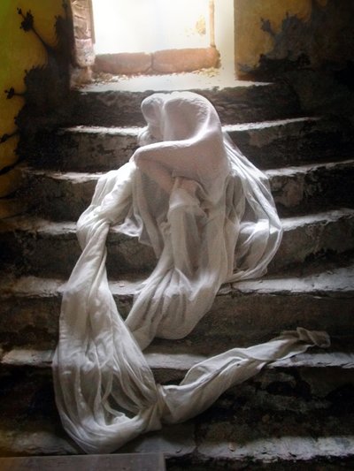 Kapel cocon door Joseph Angilella Auquier