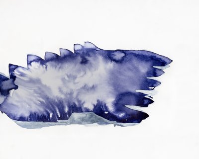 Diepblauwe abstractie door Joshua Hoskins