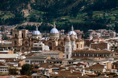 Uitzicht op de kathedraal van de Onbevlekte Ontvangenis of Nieuwe Kathedraal, ontwerp door Juan Bautista Stiehle, Cuenca (UNESCO Werelderfgoedlijst) door Juan Bautista Stiehle