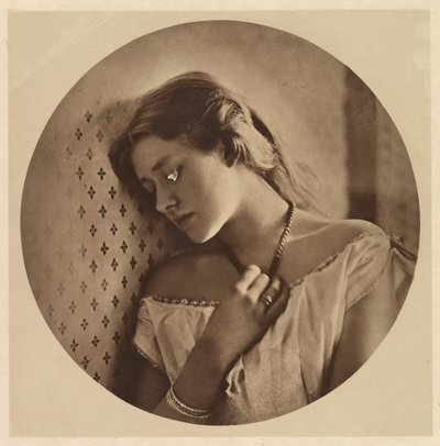 Ellen Terry, op zestienjarige leeftijd door Julia Margaret Cameron