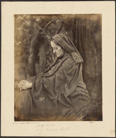 Dame Elcho als Cumeaanse Sybil door Julia Margaret Cameron