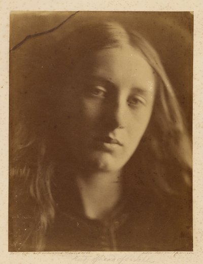 [Studiehoofd van St. John]. door Julia Margaret Cameron