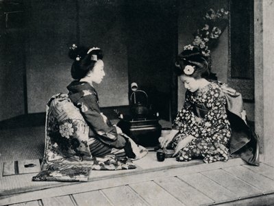 Ceremoniële thee geserveerd door mooie Japanse handen, ca. 1900, 1921 door Julian Leonard Street