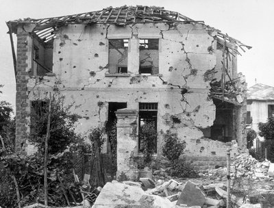 De bombardementen van Sermide. Momentopname van een huis door Karl Heinz Bast