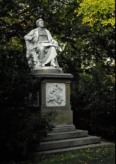 Monument ter ere van de Oostenrijkse componist Franz Peter Schubert (1797-1828). Beeldhouwwerk door Karl Kundmann (1838-1919) 1872. Wenen, Stadtpark, Oostenrijk door Karl Kundmann