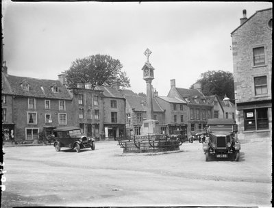 Market Square, Stow-On-The-Wold, Cotswold, Gloucestershire, 09 May 1928 - 23 May 1928 door Katherine Jean Macfee