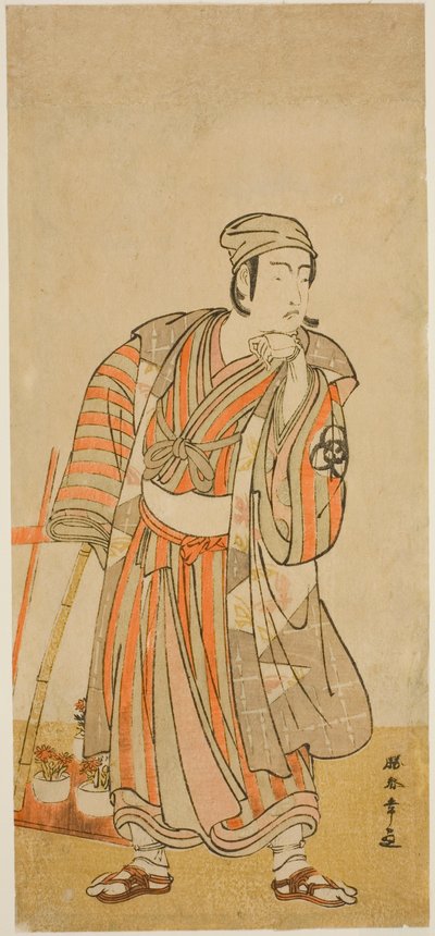 De acteur Bando Mitsugoro I als Taira no Tadamori vermomd als potplantenverkoper in het stuk Sakuya Kono Hana no Kaomise, uitgevoerd in het Nakamura Theater in de elfde maand, 1776 door Katsukawa Shunsho