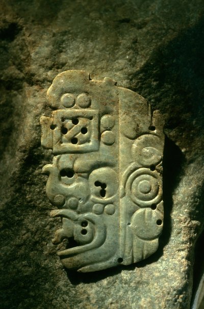 Artefact, jade, Cancuen, Guatemala, Arthur Demarest, Tomas Barrientos, Maya, paleis door Kenneth Garrett