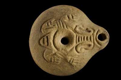Cleopatra; De Zoektocht naar de Laatste Koningin van Egypte; Tentoonstellingscatalogus; pagina 214 door Kenneth Garrett