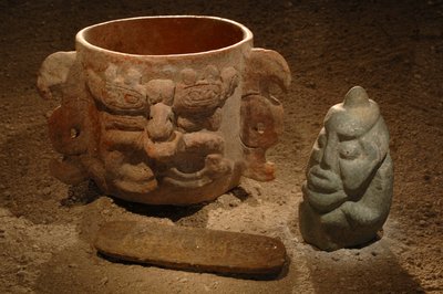Maya; Maya Muurschilderingen; San Bartolo; Guatemala; Dr. Bill Saturno, 2002 (foto) door Kenneth Garrett