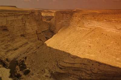 Vallei van Zin, Negevwoestijn, Israël, Oude Culturen, EAME, Kopertijd door Kenneth Garrett