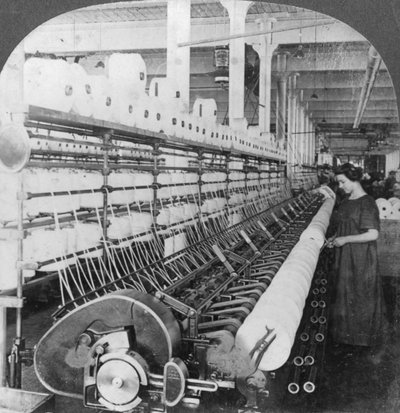 Dubbel frame in een grote wollen fabriek, Lawrence, Massachusetts, VS, begin 20e eeuw door Keystone View Company